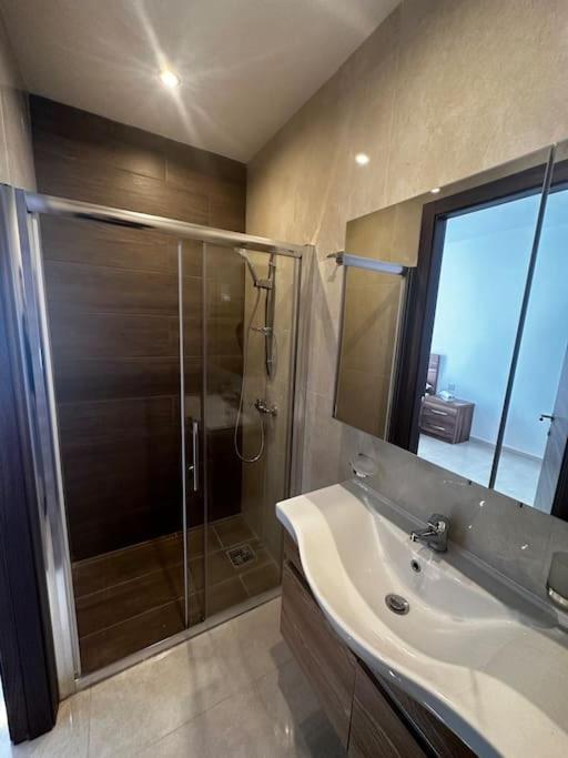 Duplex Penthouse In Gzira Sleeps 6 Apartman Kültér fotó