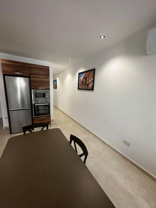 Duplex Penthouse In Gzira Sleeps 6 Apartman Kültér fotó
