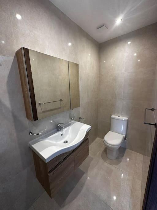 Duplex Penthouse In Gzira Sleeps 6 Apartman Kültér fotó