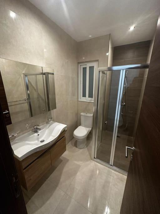 Duplex Penthouse In Gzira Sleeps 6 Apartman Kültér fotó